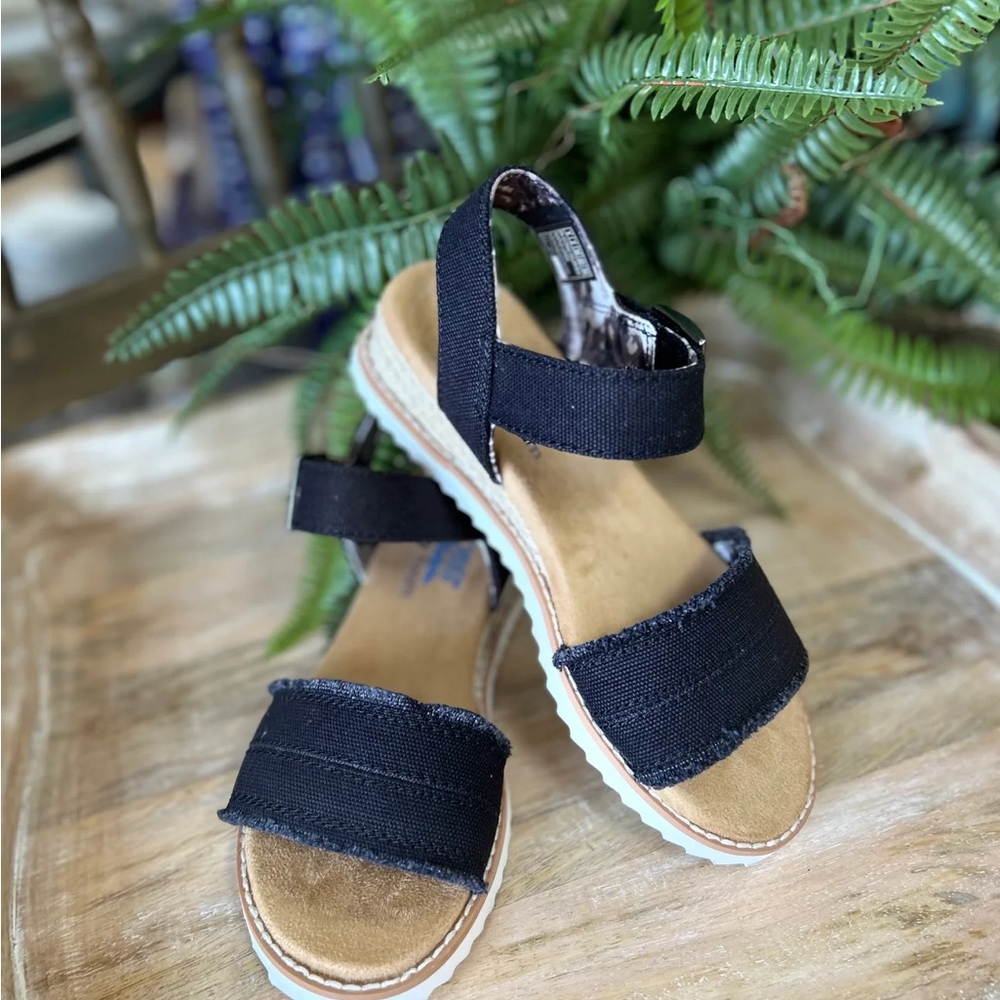 BOBS from Skechers Black and Tan Espadrilles Comfortable Design